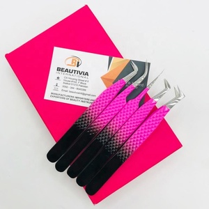 Pinzas para pestañas de acero inoxidable de dos tonos con logotipo personalizado profesional Punta puntiaguda de agarre de diamante Sostenible para uso de extensión de pestañas - Product Image 6