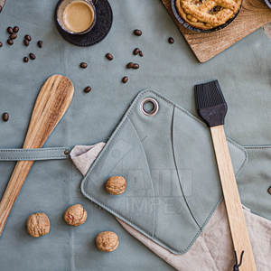 Professional <b>Apron</b> For Women And <b>Men</b> Factory Durable Leather <b>Apron</b> Bib - Product Image 5