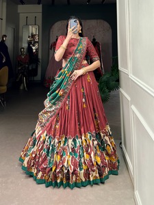 Lehenga choli ผู้ผลิตและผู้จัดจำหน่ายจากอัตราที่ต่ำที่สุดพิมพ์ลายกาลามาริ - Product Image 2
