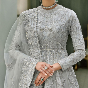 MOQ bajo estilo moderno vestido de novia bordado personalizado de manga larga tela transpirable servicio OEM personalizado mujeres vestido de novia - Product Image 1