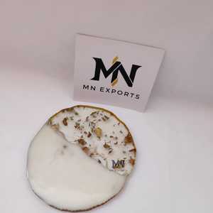 Sous-verres époxy en résine émaillée de haute qualité fabriqués à la main Décoration de la maison Style artificiel Conception de fleurs d'ange - Product Image 3