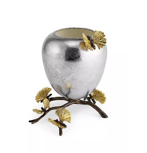 Florero de metal dorado con acabado de alta calidad, jarrón de escritorio de diseño clásico para bodas, hecho de cerámica y hierro - Product Image 4