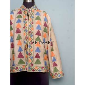 Chaqueta Étnica de Terciopelo Suzani Boho para Mujer, Acolchada, Ecológica, de Algodón, Bordada a Mano, Diseño Vintage, Abrigo para Festivales - Product Image 4