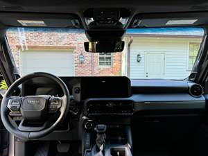 Oferta Limitada Toyota Land Cruiser First Edition 2024 4WD, Bloqueo Central, Diferenciales Traseros, Faros Estilo Heritage - Product Image 5