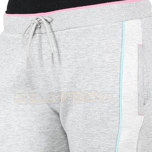 Vente en gros de survêtements pour femmes dernière conception Service OEM Modèle solide Style décontracté Fabriqué au Pakistan Saison d'hiver à vendre - Product Image 6