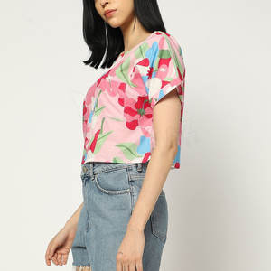 Fabricant pakistanais personnalisé dernière conception femmes crop top t-shirts séchage rapide respirant femmes crop tops - Product Image 5