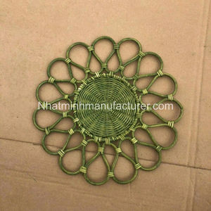 Handmade Luxury Round Floral Charger Plate Natural Bamboo <b>Placemats</b> Flower-Shaped <b>Rattan</b> Tablemats Natural <b>Rattan</b> Material - Product Image 1