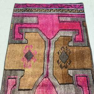 Turkish Rug, Small 2.4x4.9 ft Vintage Rug, <b>Red</b> Brown Check <b>Wool</b> Rug - Product Image 5