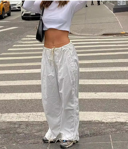 Pantalones de chándal Premium para mujer, tela de algodón suave, cintura alta, cordón ajustable, pantalones Jogger de ajuste relajado para salón y entrenamiento - Product Image 2