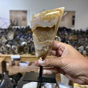 Géodes d'agate facettées sur support - Product Image 4