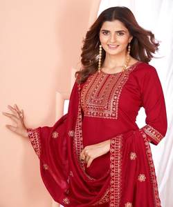 Encuentra los últimos diseños pakistaníes de Salwar kameez para tu tienda. Compra nuestra colección de kameez pakistaníes cosidos para mujer. - Product Image 3