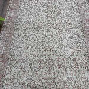 6.3x9.7 ft Large Turkish Rug, Vintage Rug, White <b>Red</b> Check <b>Wool</b> Rug - Product Image 3