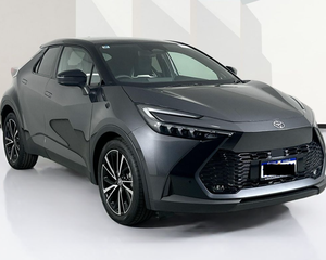 Nuevo Toyota C-HR KOBA Híbrido 2025 con solo 4.187 km en venta - Product Image 2