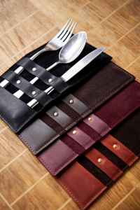 Porta Cubiertos de Cuero de Lujo, Rústico, Hecho a Mano y Ecológico para Restaurante, Organizador de Mesa de Comedor, Elegante Bolsa de Almacenamiento LRCH-0017 - Product Image 4