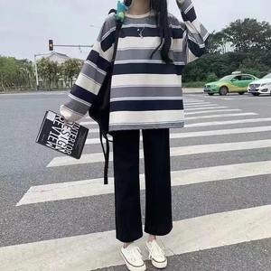 Haut décontracté à manches longues rayé ample pour femmes Nouvelle arrivée Sweat-shirt fin Vêtement d'extérieur pour l'automne Style polyvalent - Product Image 4