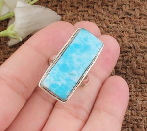 925 Sterling Silver Minimalist Designer Ring avec Rectangle Turquoise Gemstone À La Main Larimar De Mariage Bague En Gros - Product Image 3