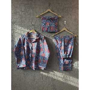 Ensemble de pyjama en coton à imprimé floral de Jaipur, style bohème, vêtements décontractés pour la maison avec taille élastique et fermeture à boutons, tailles XS à 3XL pour l'été - Product Image 2