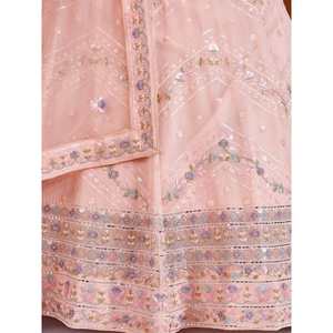 Atractivo Lehenga Choli de Georgette con Lentejuelas Color Durazno y Dupatta de Tela para Bodas - Product Image 1