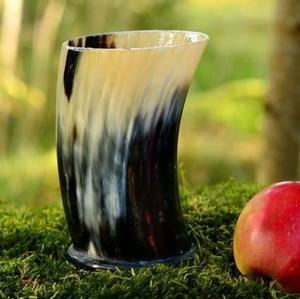 Taza de Cuerno Vikingo Hecha a Mano Ecológica con Logotipo Personalizado con Diseños Religiosos y de Animales para Regalos y Recuerdos - Product Image 4