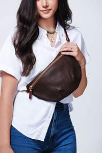 Sac à bandoulière en cuir Nomyra Trailmark - Product Image 2