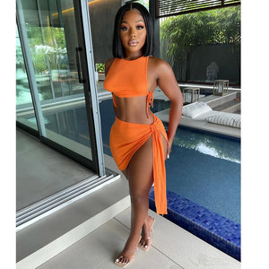 Completo due pezzi da donna: top corto e minigonna aderente a costine, abbigliamento da spiaggia, taglia XS, casual e lussuoso. - Product Image 5