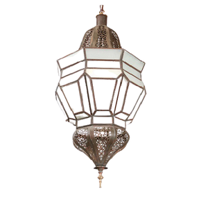 Lot de trois tailles différentes de lanterne à bougie en métal couleur or avec cheminée en verre au prix le plus bas - Product Image 3