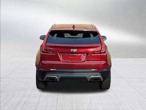 Cadillac XT4 Premium Luxury 2020, SUV Crossover 4 portes, essence turbo, traction avant, régulateur de vitesse adaptatif, intérieur cuir foncé, pneus R18, boîte automatique - Product Image 3