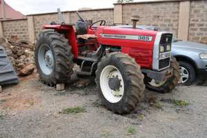 Massey Ferguson MF385 4WD Tracteurs Roue 2WD personnalisable Prix compétitifs Core Inclut la pompe Boîte de vitesses directement en Autriche - Product Image 6