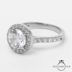 Anillo de Plata de Ley Chapado en Rodio con Zirconia Solitaria Eterna para Compromiso - Estilo Hiphop - Product Image 5