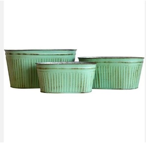 Jardinière martelée en laiton - Product Image 4