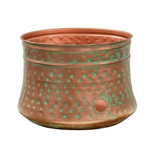 Bol de tuyau en cuivre conception martelée patine finie pour la maison jardin arrosage des plantes utilisation bol de tuyau de jardin en cuivre décoratif - Product Image 1