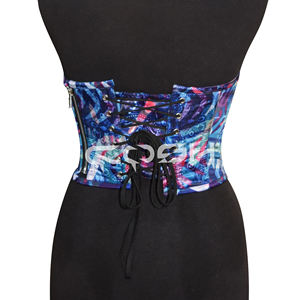 Corsé de satén sublimado con estampado de bandana y espirales, con cremallera lateral y varillas de acero. - Product Image 6