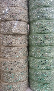 ผ้าลูกไม้ปักกระจกตามสั่งขนาดสำหรับนักออกแบบเสื้อผ้าใช้ตามสั่งเหมาะสำหรับขายต่อตามร้านค้า - Product Image 2