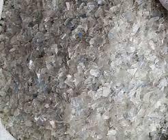 Flocons de bouteilles PET recyclés de haute qualité, propres, lavés et séchés pour les industries textiles et plastiques-Grade moulage - Product Image 2