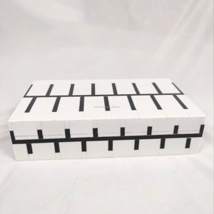 Artisanat pour la maison, peinture d'ange faite à la main en résine incrustée moderne et durable, très demandée pour la décoration intérieure, disponible en gros - Product Image 1