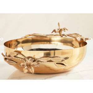 Nouvel arrivage Elegance Vaisselle Bol de service en chocolat Finition martelée en métal avec poignées de fleurs et de feuilles peintes Support de bonbons - Product Image 4