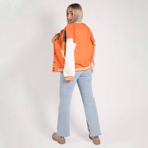 Parches bordados de chenilla de alta calidad de fabricante OEM, chaqueta universitaria de béisbol personalizada para mujer, Chaqueta larga de algodón satinado - Product Image 3