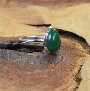Anillo de Plata de Ley 925 con Ónix Verde, Forma de Pera, Joyería de Piedras Preciosas Hecha a Mano, Elegante Regalo para Mujer - Product Image 4