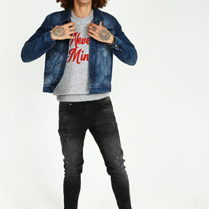 Chaqueta vaquera de algodón 100% con estilo para hombre, color sólido informal de alta calidad con acabado desgastado de bolsillo de Primavera de estilo fino - Product Image 4