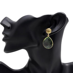 Boucles d'oreilles pendantes faites à la main en argent sterling 925 plaqué or 18 carats avec améthyste verte sertie clos pour fiançailles et mariage – Vente en gros - Product Image 4