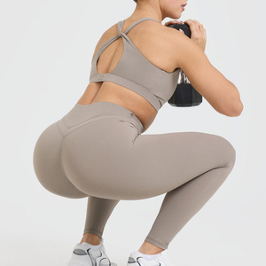 Ensemble de yoga personnalisé OEM, vêtements de sport pour la salle de sport, ensembles de fitness, vêtements de sport en polyester, leggings de course à pied - Product Image 4