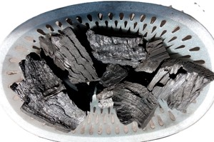 Carbón de Leña Negro Original de Indonesia, Marca Nut Sulawesi, 3 Horas de Duración, Carbón de Leña Dura para Barbacoa, 5% de Ceniza - Product Image 4