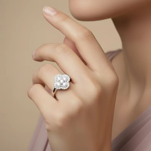 แหวนเพชรโคลเวอร์สี่แฉกนำโชคสำหรับผู้หญิง เหมาะสำหรับงานแต่งงาน งานเลี้ยงฉลองครบรอบ ของขวัญสุดโรแมนติก - Product Image 5