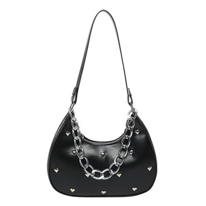 Sac sous le bras tendance en cuir PU, sacs à bandoulière, rivets, sac à main de bureau pour femme recherchant praticité et style - Product Image 3