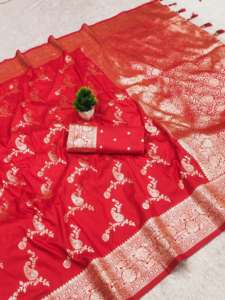 Saree en soie Royal et Rich Banarasi avec collection de vêtements indiens et pakistanais à imprimé Paithani - Product Image 4