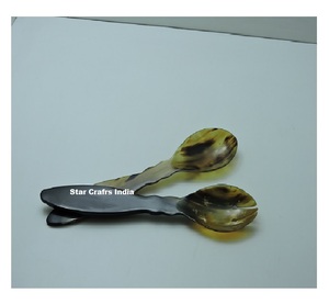 ชุดช้อนส้อมเสิร์ฟสลัดทำจากเขาไวกิ้งแท้ ดีไซน์โบราณคุณภาพสูง สำหรับใช้ในครัวและบนโต๊ะอาหาร - Product Image 6