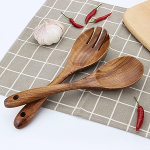 Cuillère à salade en bois à long manche ensemble de service en bois durable pour mélanger et mélanger les légumes - Product Image 3
