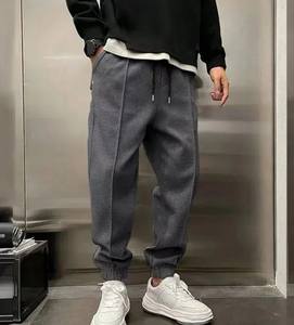 Pantalons décontractés pour hommes Pantalon de jogging à taille élastique pour entraînement de gymnastique Pantalon de survêtement à cordon de serrage de couleur unie pour hommes - Product Image 4