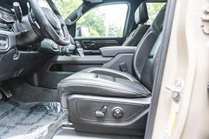 RAM 1500 Hennessey Mammoth 1000 TRX 2022, Bajo Kilometraje, Caja de Cambios Automática, Volante a la Izquierda, Neumáticos R20, Estado Oscuro - Product Image 6