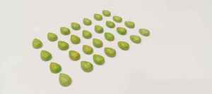 Piedra preciosa suelta AAA de alta calidad, cabujón de cobre turquesa verde, pera en forma de mezcla, piedra preciosa verde turquesa - Product Image 3